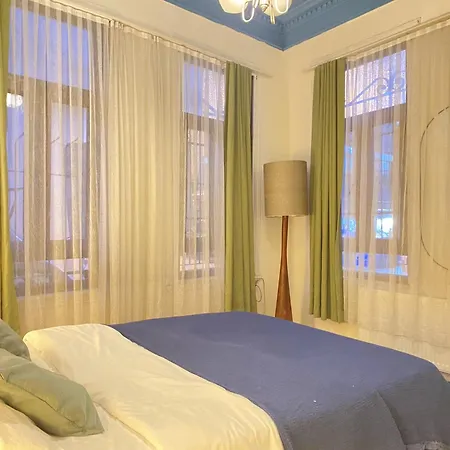 Вилла Charming Historic Balat House 2 Floors • 5 Br