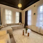 Charming Historic Balat House 2 Floors • 5 Br