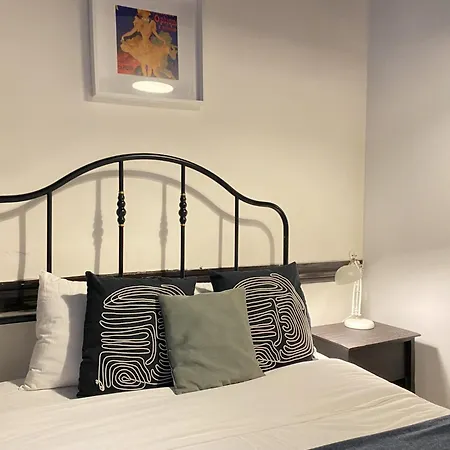 Charming Historic Balat House 2 Floors • 5 Br *