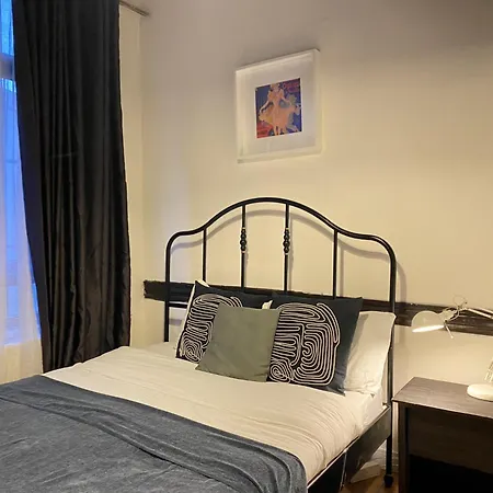 Charming Historic Balat House 2 Floors • 5 Br *